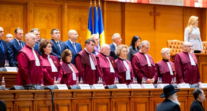 Haos la CCR pe legea pensiilor magistraților! Ședință cu surprize, amânare de ultim moment