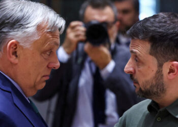 Amenințare fără precedent: Zelenski spune că le va da soldaților ucraineni adresa lui Viktor Orbán dacă Ungaria continuă să blocheze împrumutul de 90 de miliarde de euro