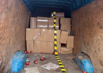 Mere la suprafață, contrabandă dedesubt! Captură uriașă de țigări la Rădăuți Prut