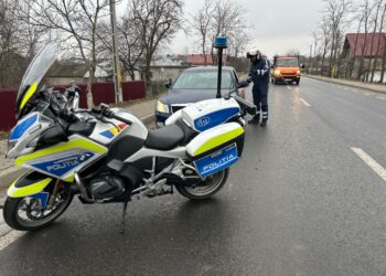 Depășire la limită făcută de un șofer din Botoșani – trafic blocat și frâne puse în ultimul moment