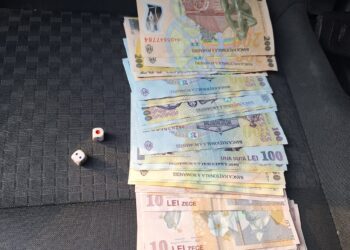 ZARURILE AU ADUS GINION! DESCINDERE A JANDARMILOR ÎN MIJLOCUL UNUI JOC ILEGAL, AMENZI ȘI BANI RIDICAȚI PE LOC