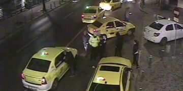 Razie de amploare printre taximetriștii din Botoșani! Amenzi usturătoare, permise reținute și mașini trase pe dreapta