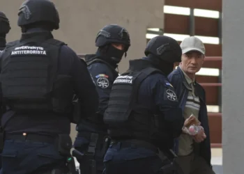 Bărbat cu dublă cetățenie, acuzat de spionaj: decizie de predare la frontieră