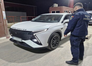 Prins la graniță cu o mașină căutată în Europa! Povestea tânărului care susține că nu știa nimic