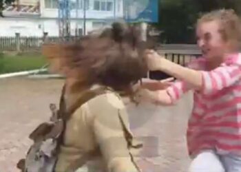 Femeie reținută după ce a sfidat ordinul de protecție și a amenințat victima