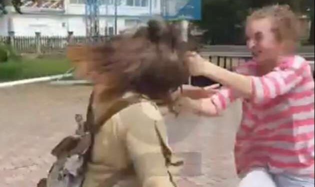 Femeie reținută după ce a sfidat ordinul de protecție și a amenințat victima