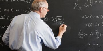 Profesorii ar putea primi mai mulți bani din toamnă! Anunțul care schimbă totul