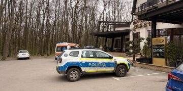 MOARTE MISTERIOASĂ LA MARGINEA ORAȘULUI! Tânăr angajat străin, găsit fără suflare în camera de hotel