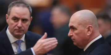 Lovitură-bombă pe scena politică! Alexandru Nazare, împins spre Palatul Victoria cu sprijinul PSD