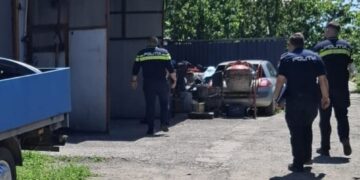 Polițiștii au luat la puricat transporturile de deșeuri: peste 300.000 de lei sancțiuni și sute de kilograme de deșeuri, în vizorul anchetatorilor