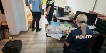 Descinderi de amploare la Botoșani! Percheziții la firme și locuințe într-un dosar cu polițe RCA false