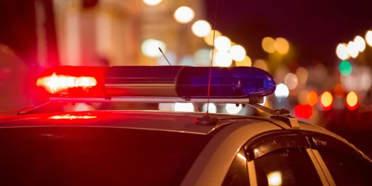 A furat o mașină și s-a urcat beat la volan, fără permis. Bărbat de 55 de ani, reținut de polițiști
