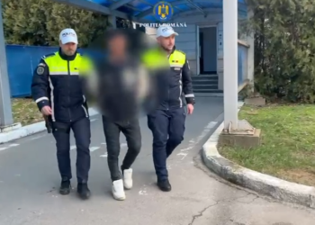Se plimba nestingherit prin Botoșani, deși era condamnat la închisoare! Polițiștii l-au găsit pe stradă