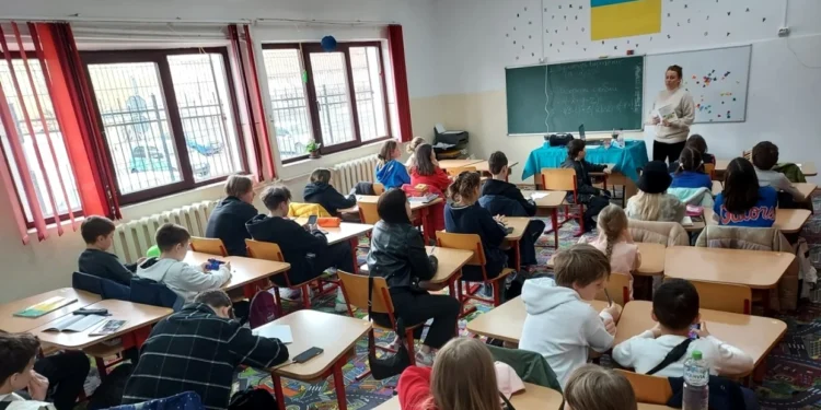 Guvernul anunță măsuri urgente împotriva violenței în școli. Mai multă pază și sancțiuni mai dure